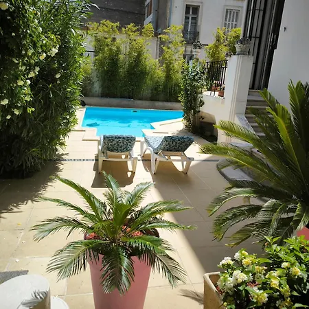 Meyer Demeure Remarquable D'hotes,art Deco,standing Bed & Breakfast