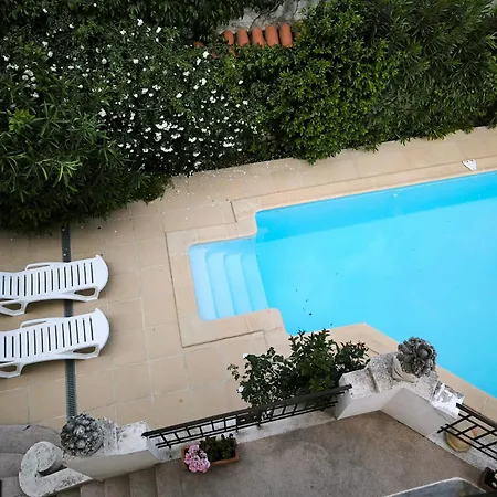 Meyer Demeure Remarquable D'hotes,art Deco,standing Bed & Breakfast